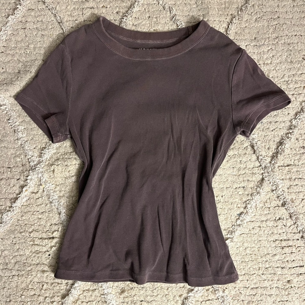 small purple-ish ribbed t-shirt from old navy